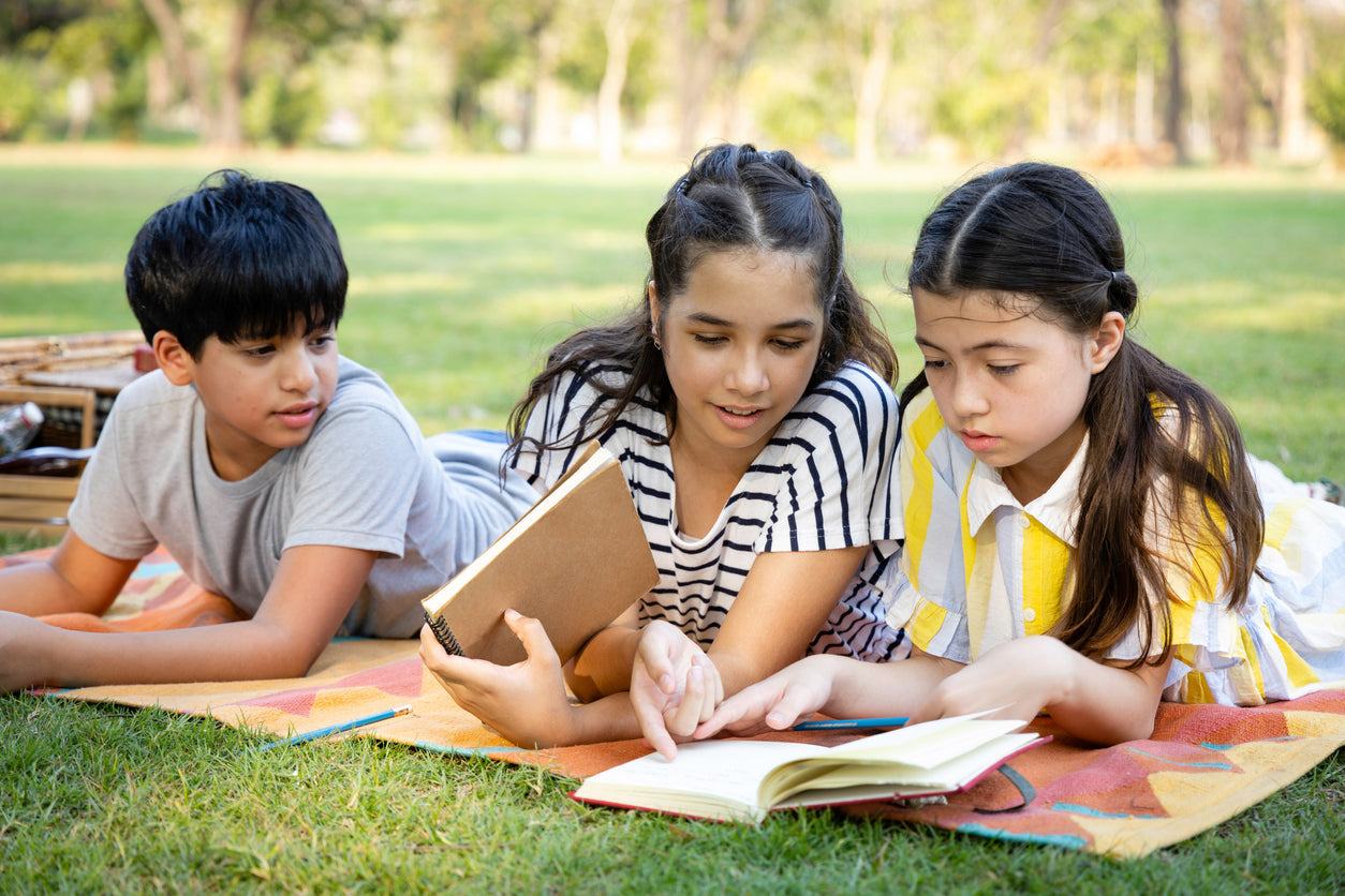 7 Ways to Keep Middle Schoolers Reading